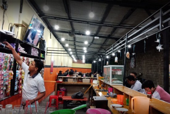 Cafe 24 Jam di Surabaya