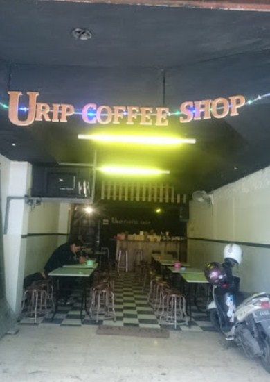 Cafe 24 Jam di Surabaya