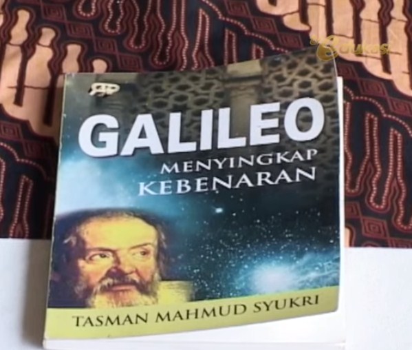Belajar dari kisah hidup Galileo Galilei, menurutmu sikap apa saja yang bisa kita tanam dalam diri kita agar bisa menjadi penemu?