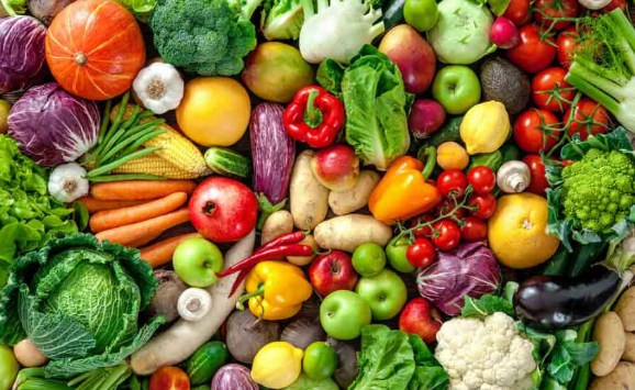 Sayuran yang ditanam secara alami tentunya berbeda dengan sayuran yang menggunakan pestisida. Tuliskan apa saja perbedaan sayuran yang ditanam tanpa menggunakan pestisida!